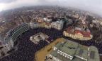 <p>Невероятен кадър от протестите в София !!!</p>